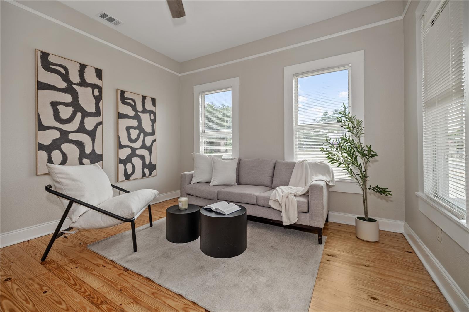 2506 1/2 E COLUMBUS DR, TAMPA, FL, 33605