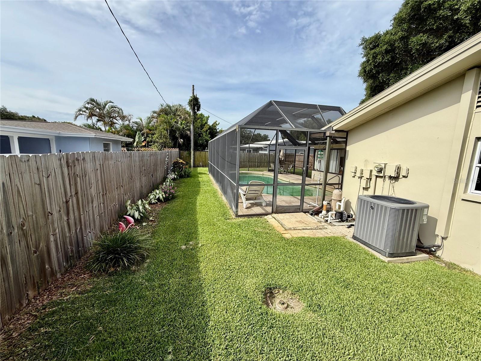 1853 PARADISE LN, CLEARWATER, FL, 33756