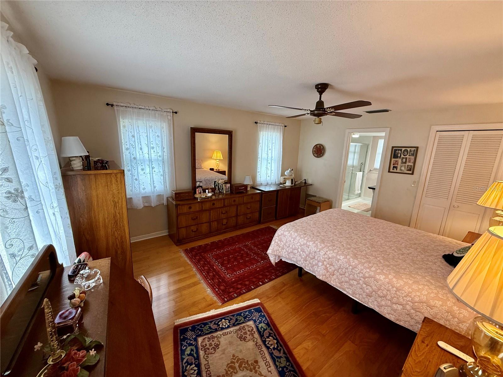 1853 PARADISE LN, CLEARWATER, FL, 33756