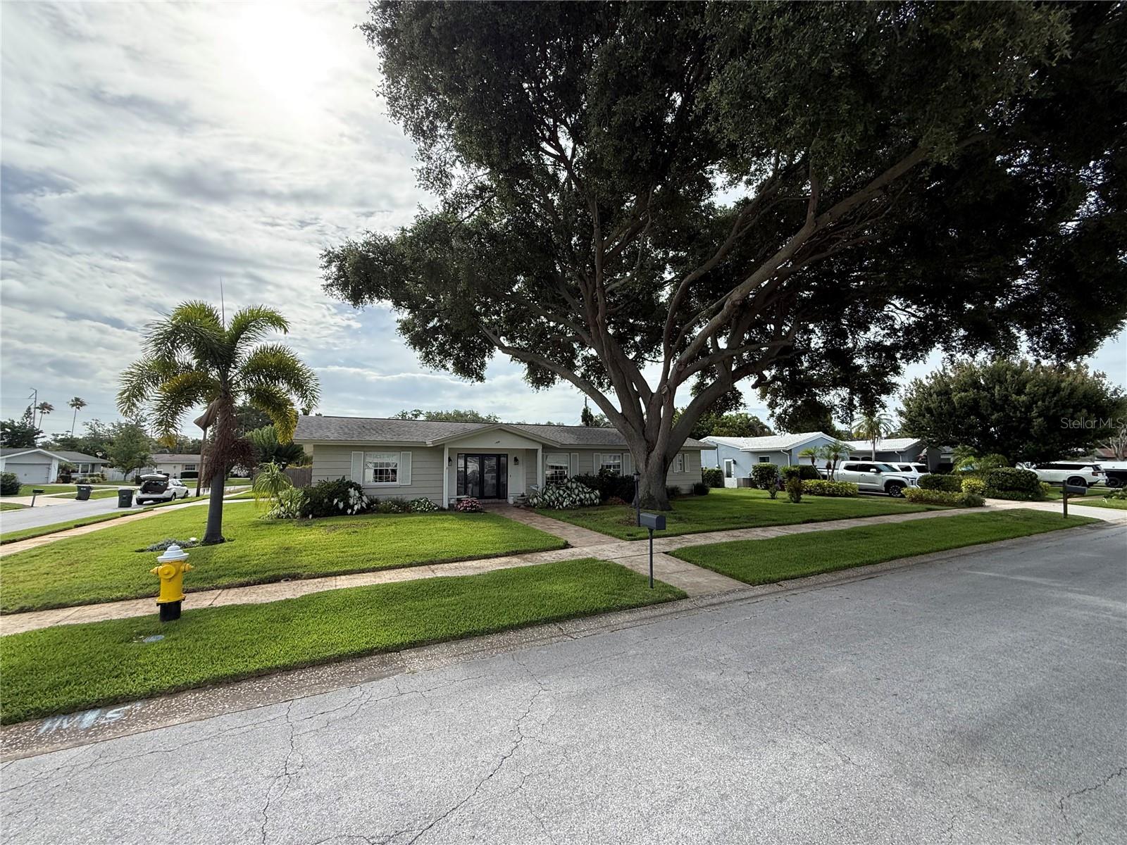 1853 PARADISE LN, CLEARWATER, FL, 33756