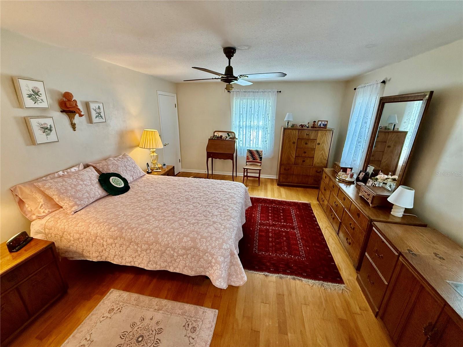 1853 PARADISE LN, CLEARWATER, FL, 33756