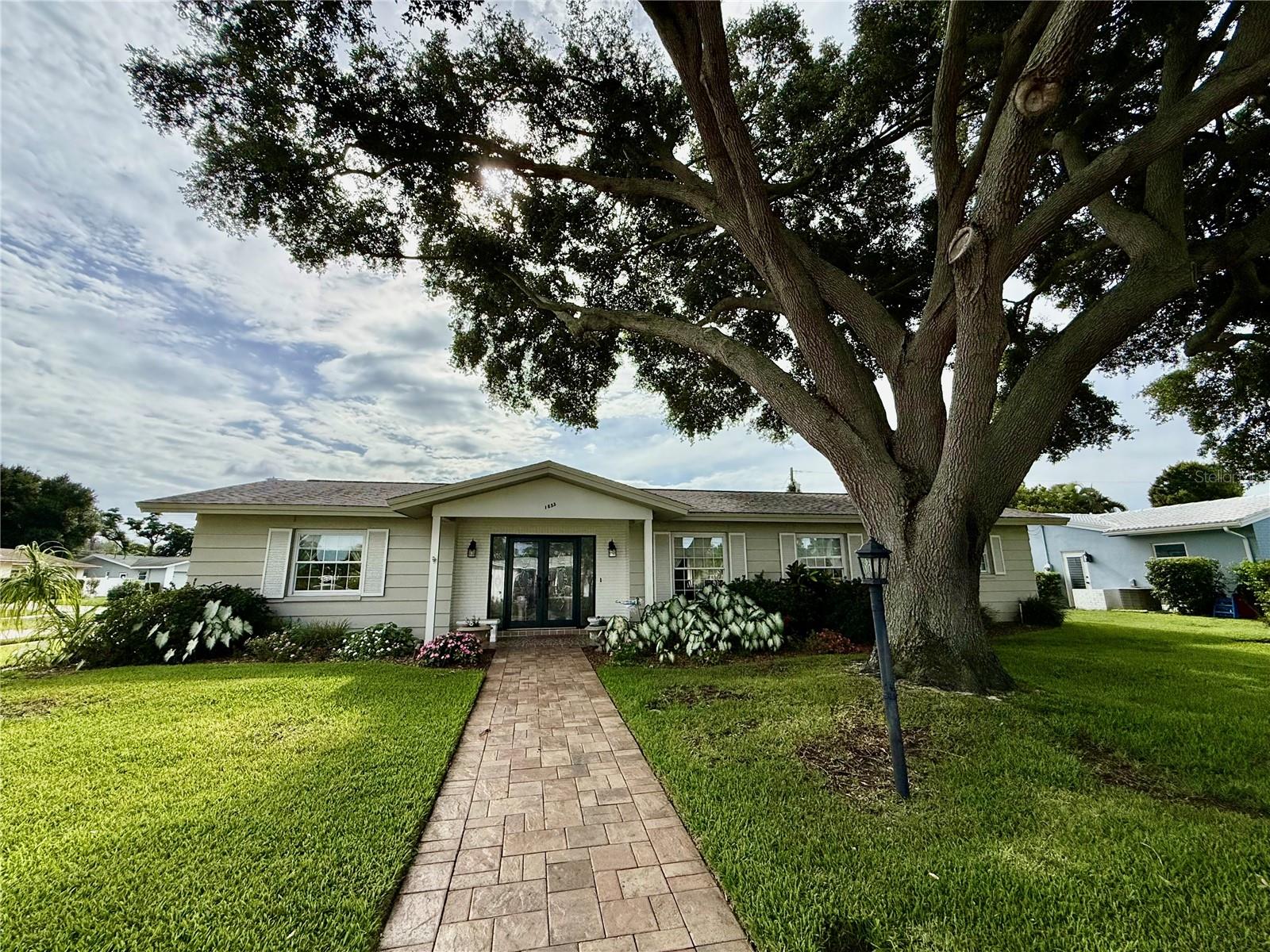 1853 PARADISE LN, CLEARWATER, FL, 33756