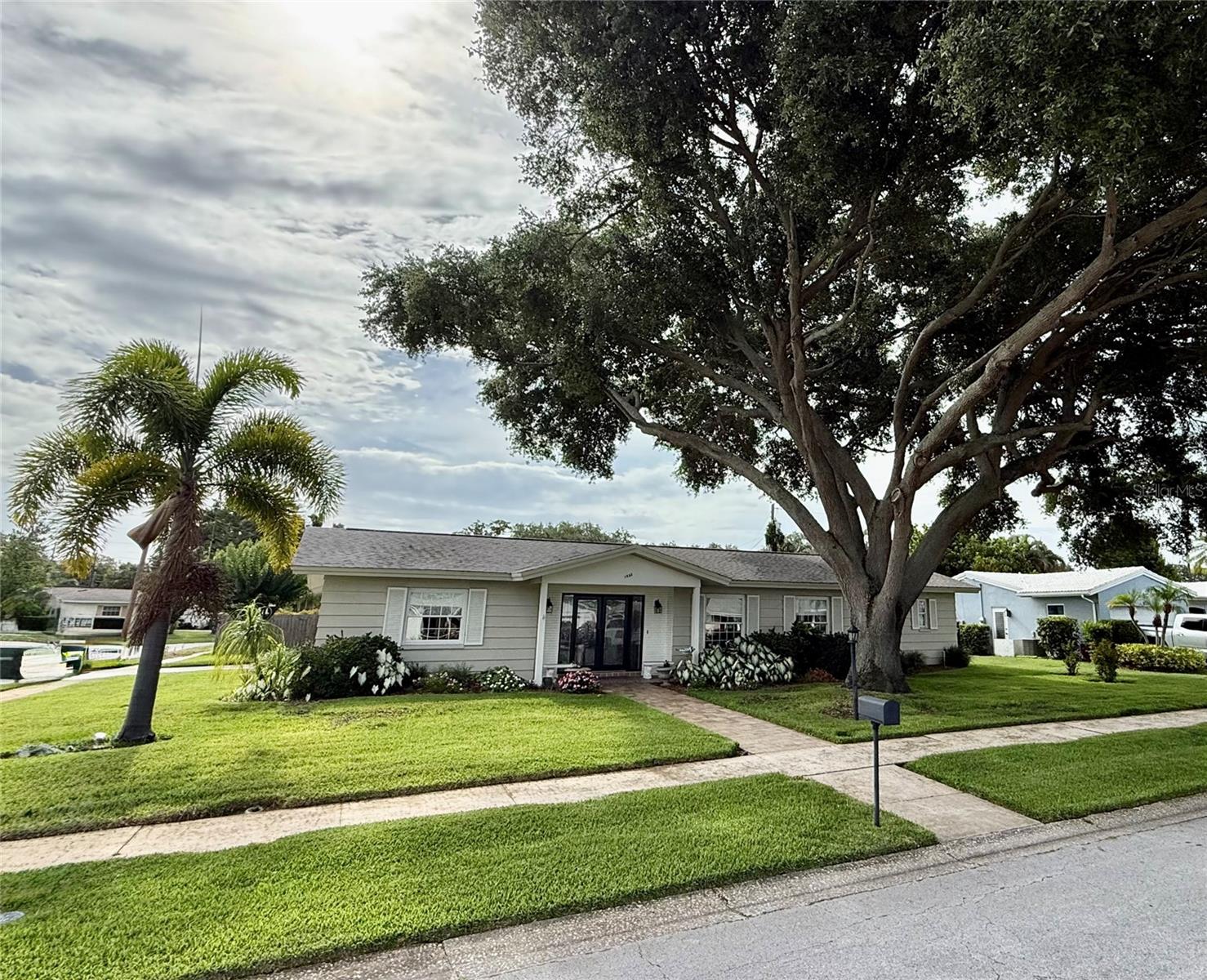 1853 PARADISE LN, CLEARWATER, FL, 33756