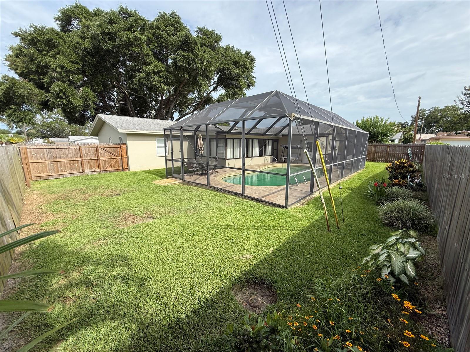 1853 PARADISE LN, CLEARWATER, FL, 33756