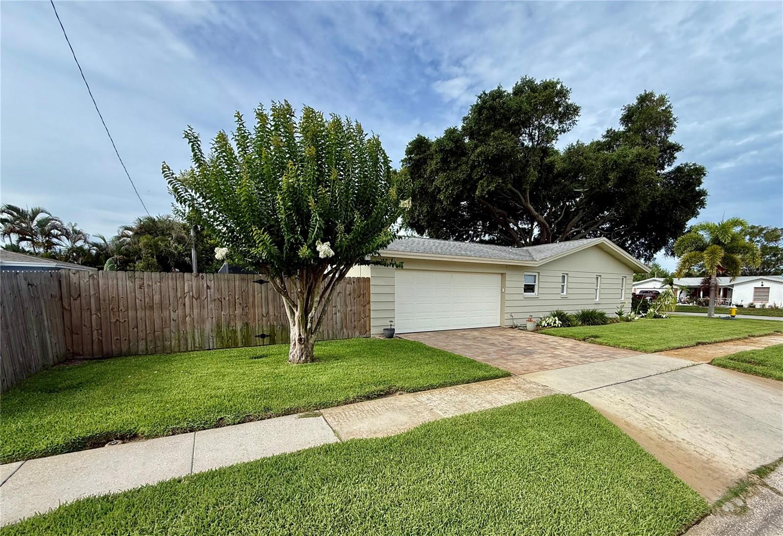 1853 PARADISE LN, CLEARWATER, FL, 33756