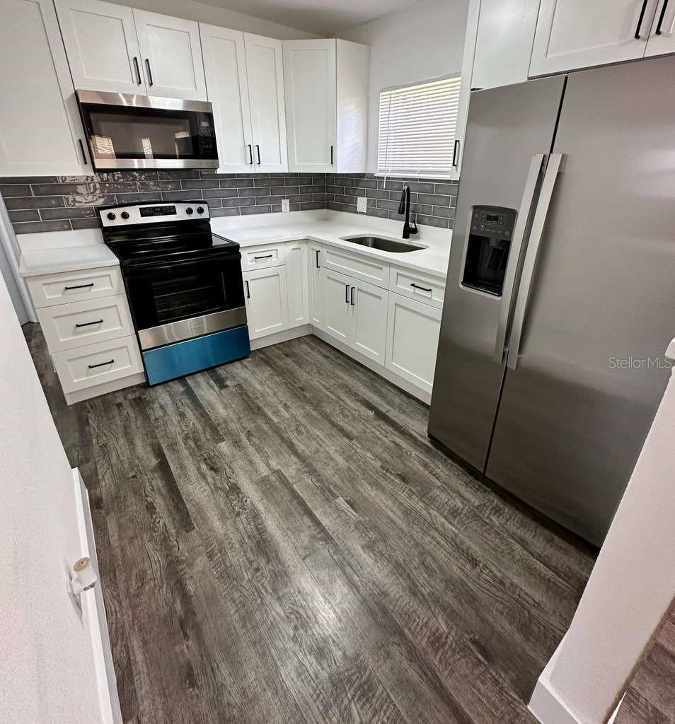 1016 AVENUE A, HAINES CITY, FL, 33844