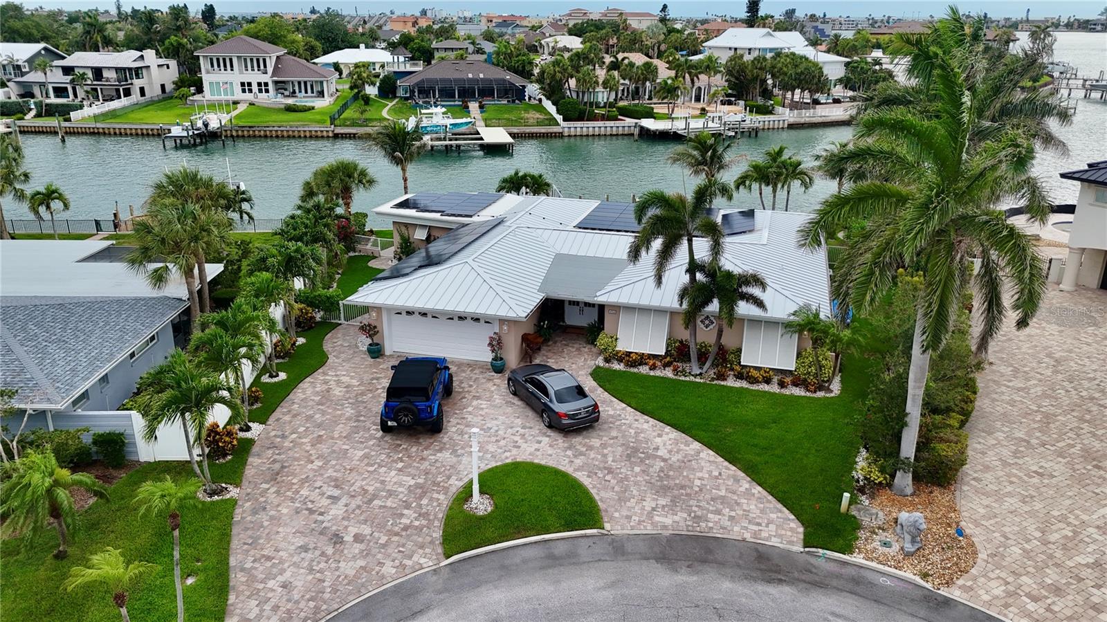 454 1ST ST W, TIERRA VERDE, FL, 33715