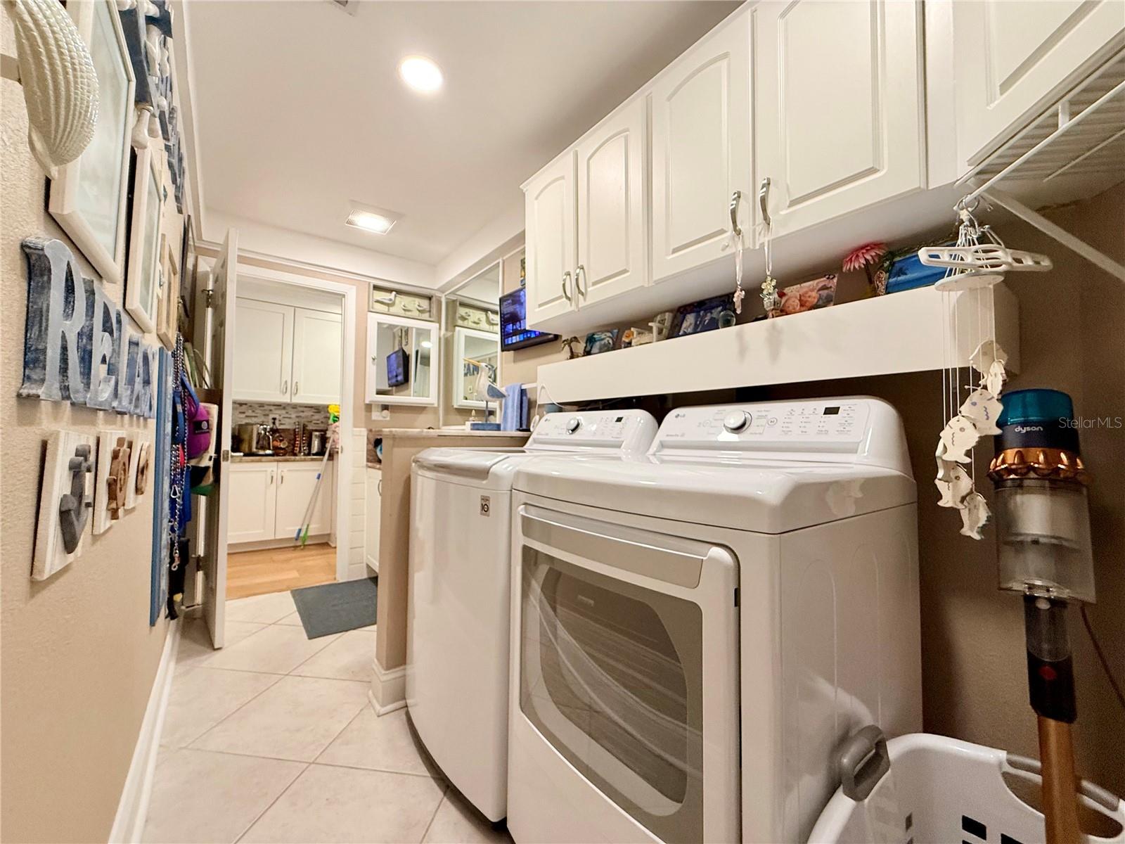 454 1ST ST W, TIERRA VERDE, FL, 33715