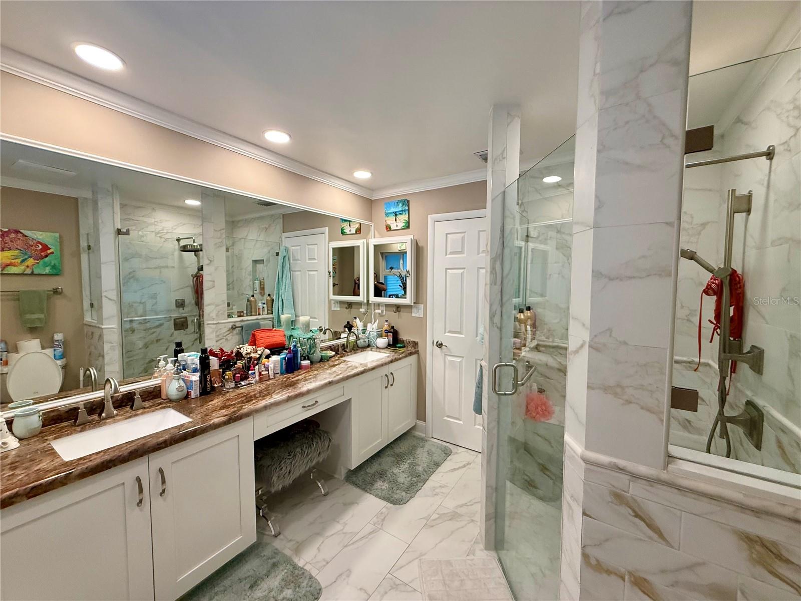 454 1ST ST W, TIERRA VERDE, FL, 33715