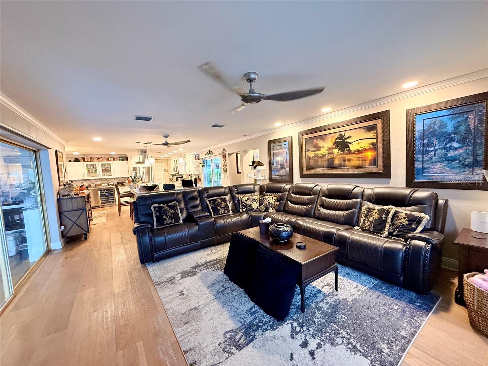 454 1ST ST W, TIERRA VERDE, FL, 33715