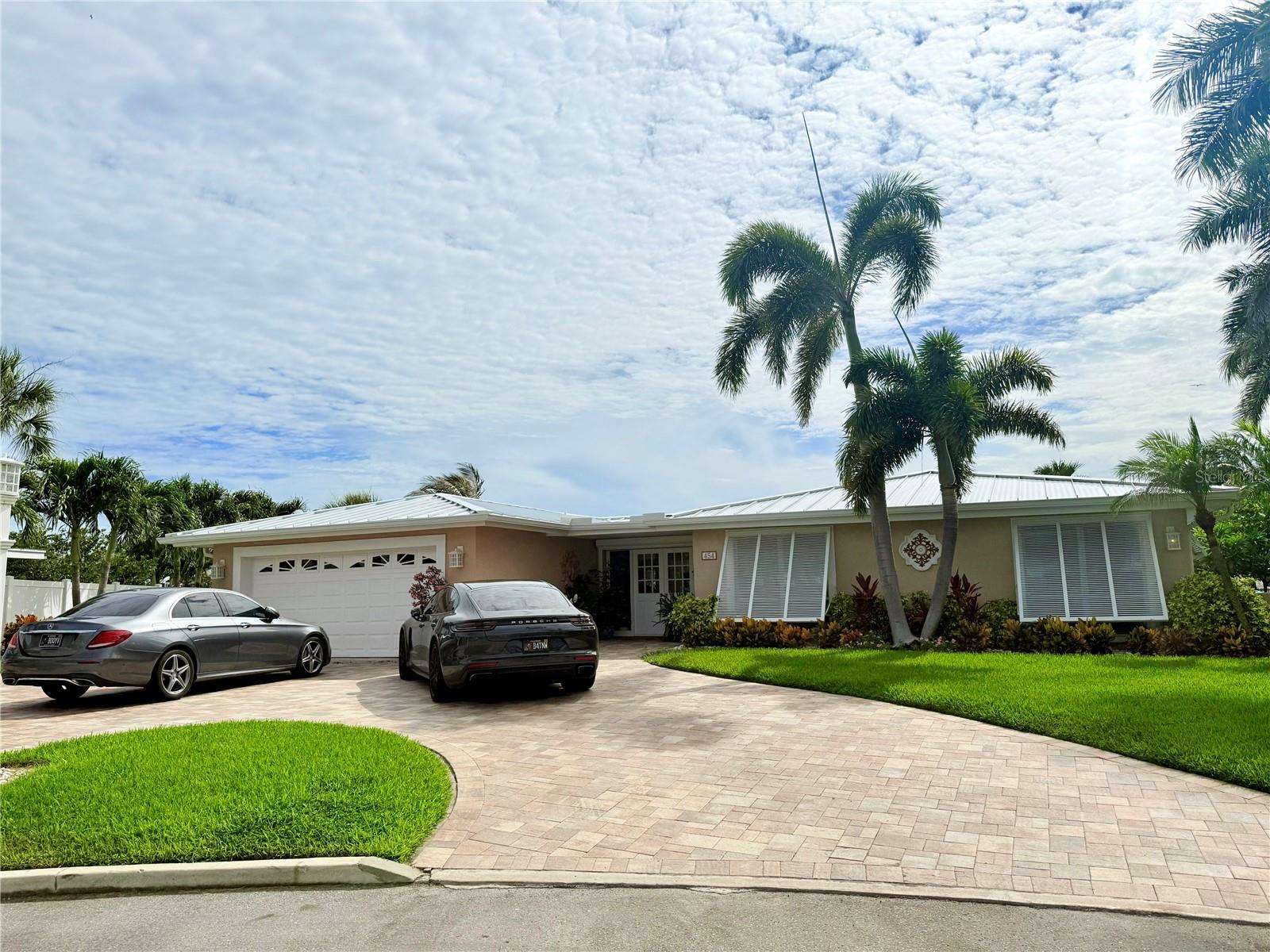 454 1ST ST W, TIERRA VERDE, FL, 33715