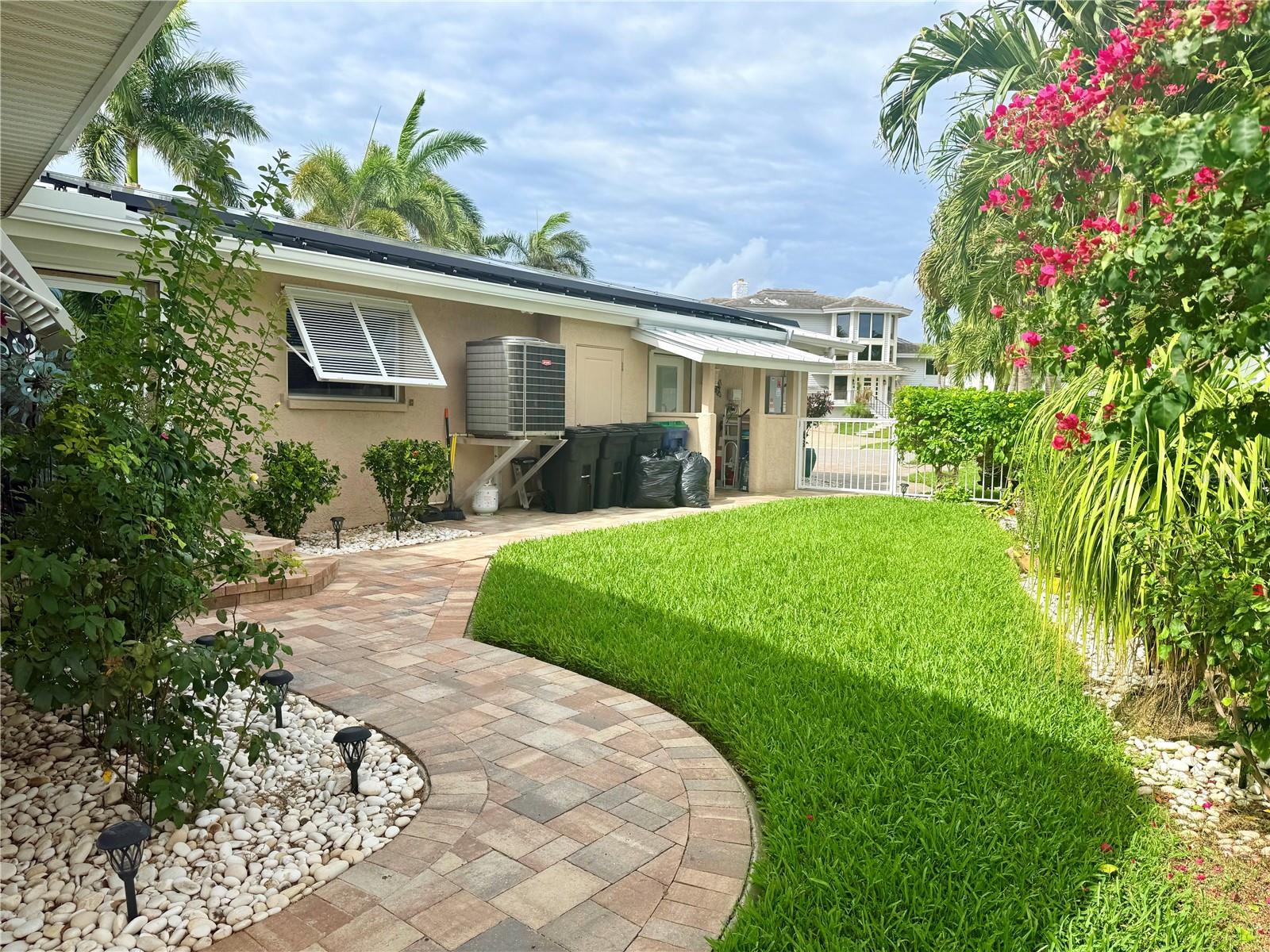 454 1ST ST W, TIERRA VERDE, FL, 33715