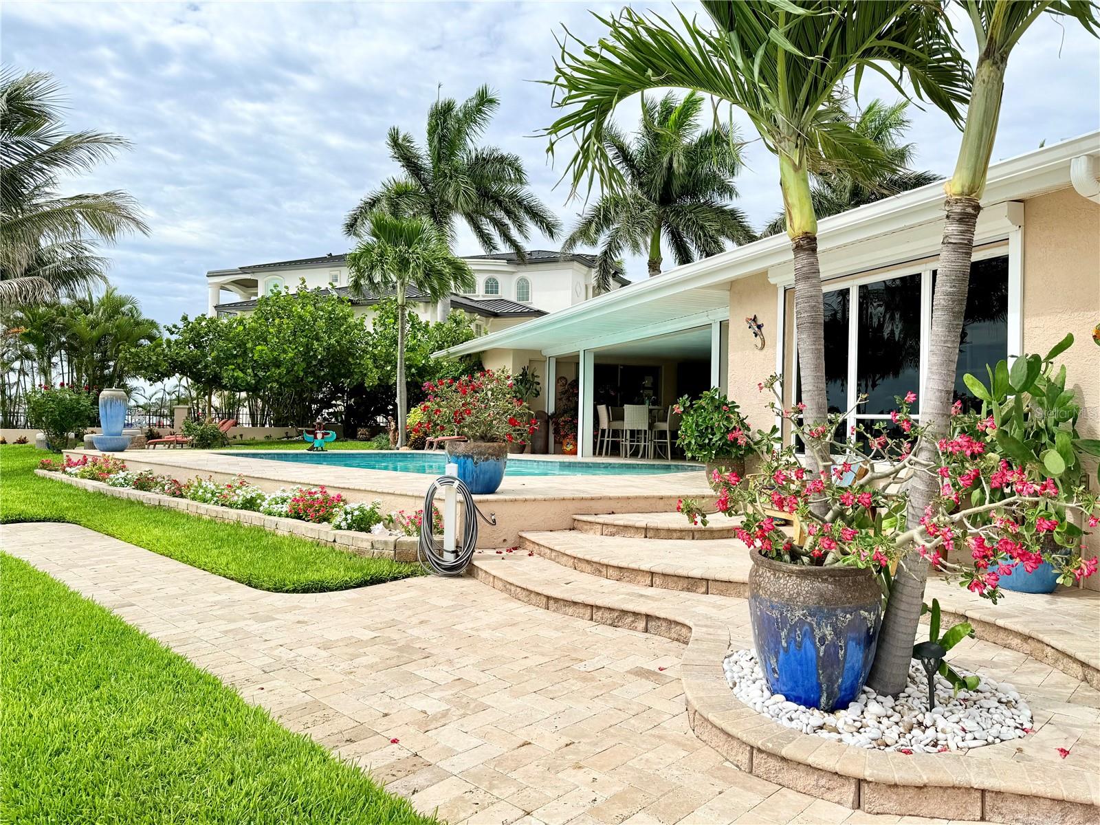 454 1ST ST W, TIERRA VERDE, FL, 33715