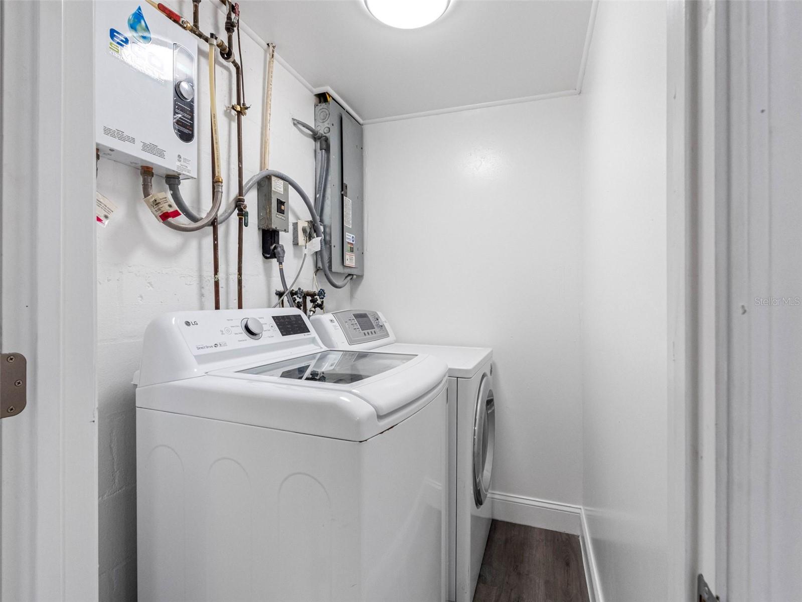 1036 VIKING DR, HOLIDAY, FL, 34691