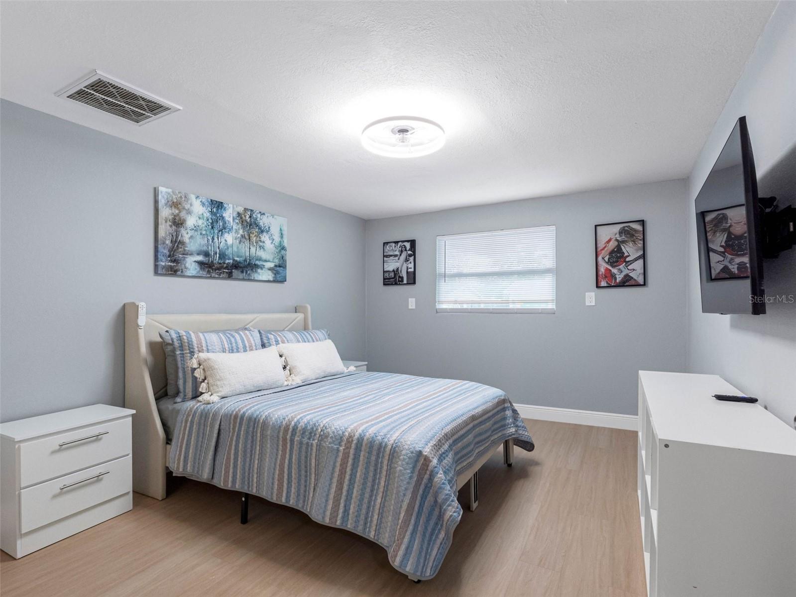 1036 VIKING DR, HOLIDAY, FL, 34691