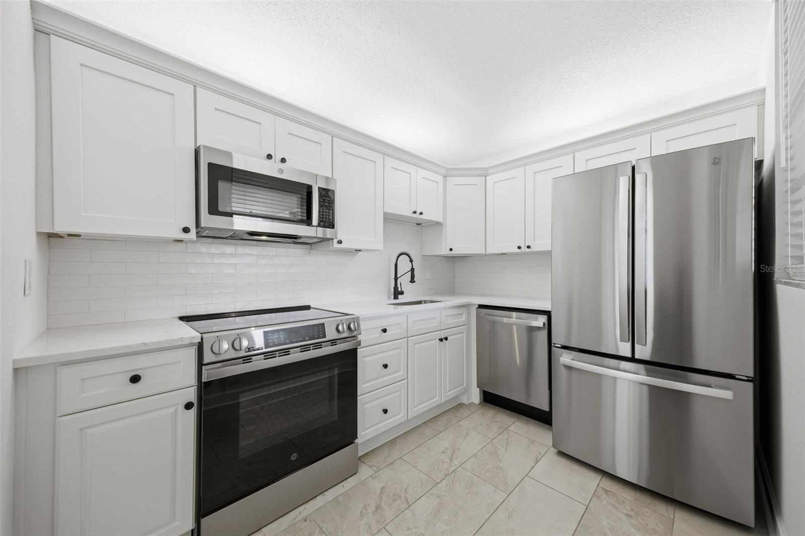 7465 BAY ISLAND DR S #112, SOUTH PASADENA, FL, 33707