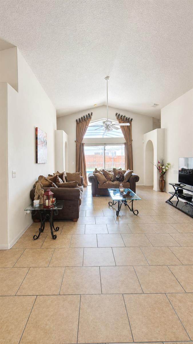 121 S ROMA WAY, KISSIMMEE, FL, 34746