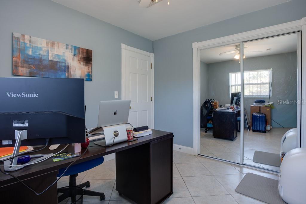 2100 8TH AVE SW, LARGO, FL, 33770