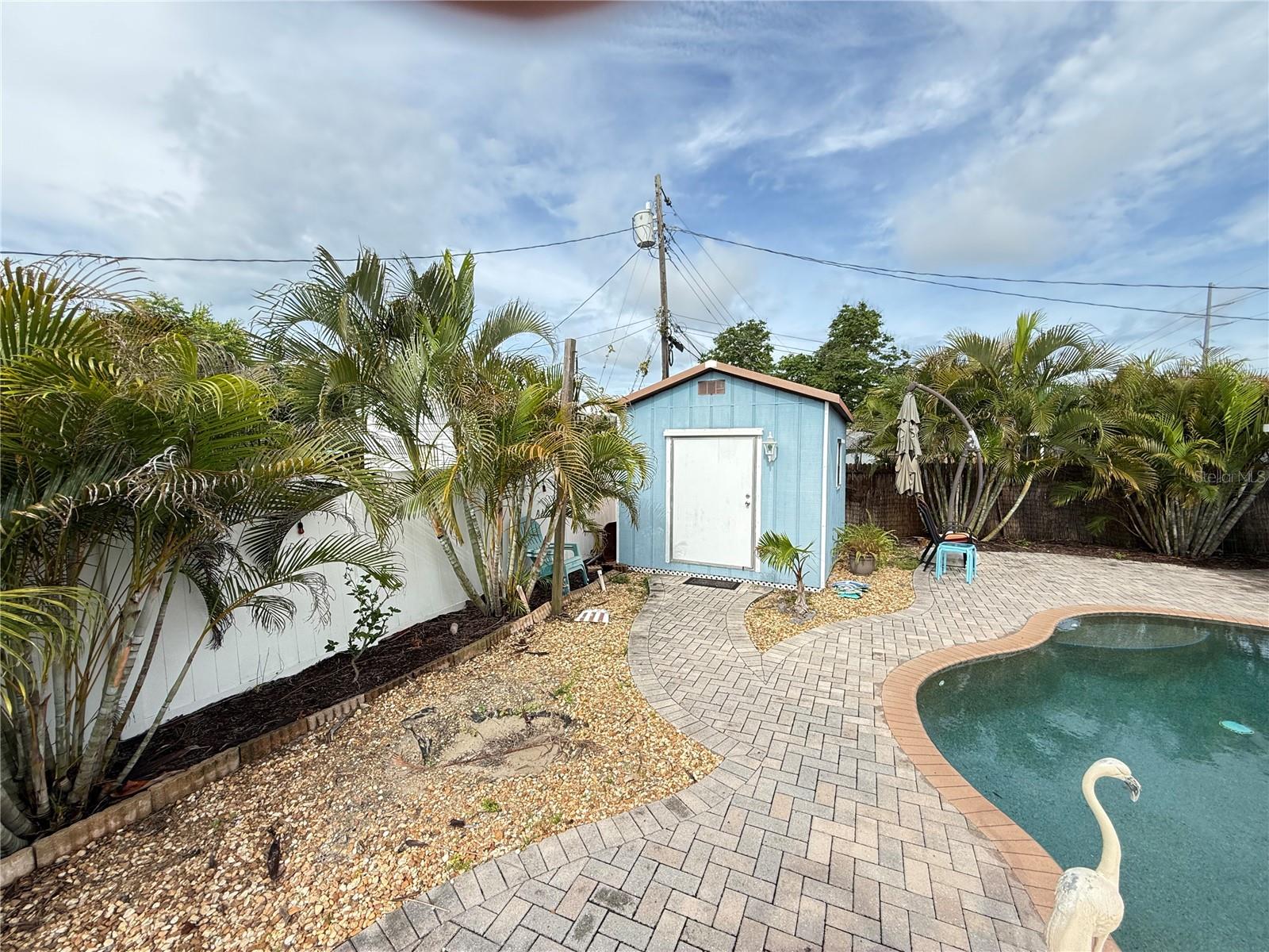 2100 8TH AVE SW, LARGO, FL, 33770