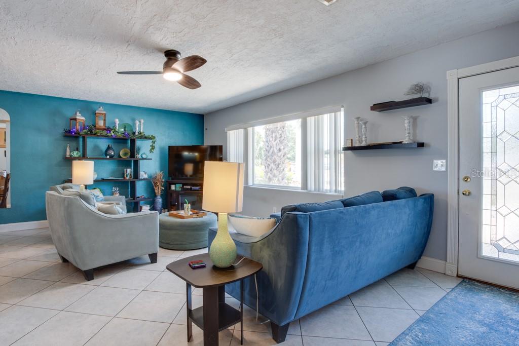 2100 8TH AVE SW, LARGO, FL, 33770