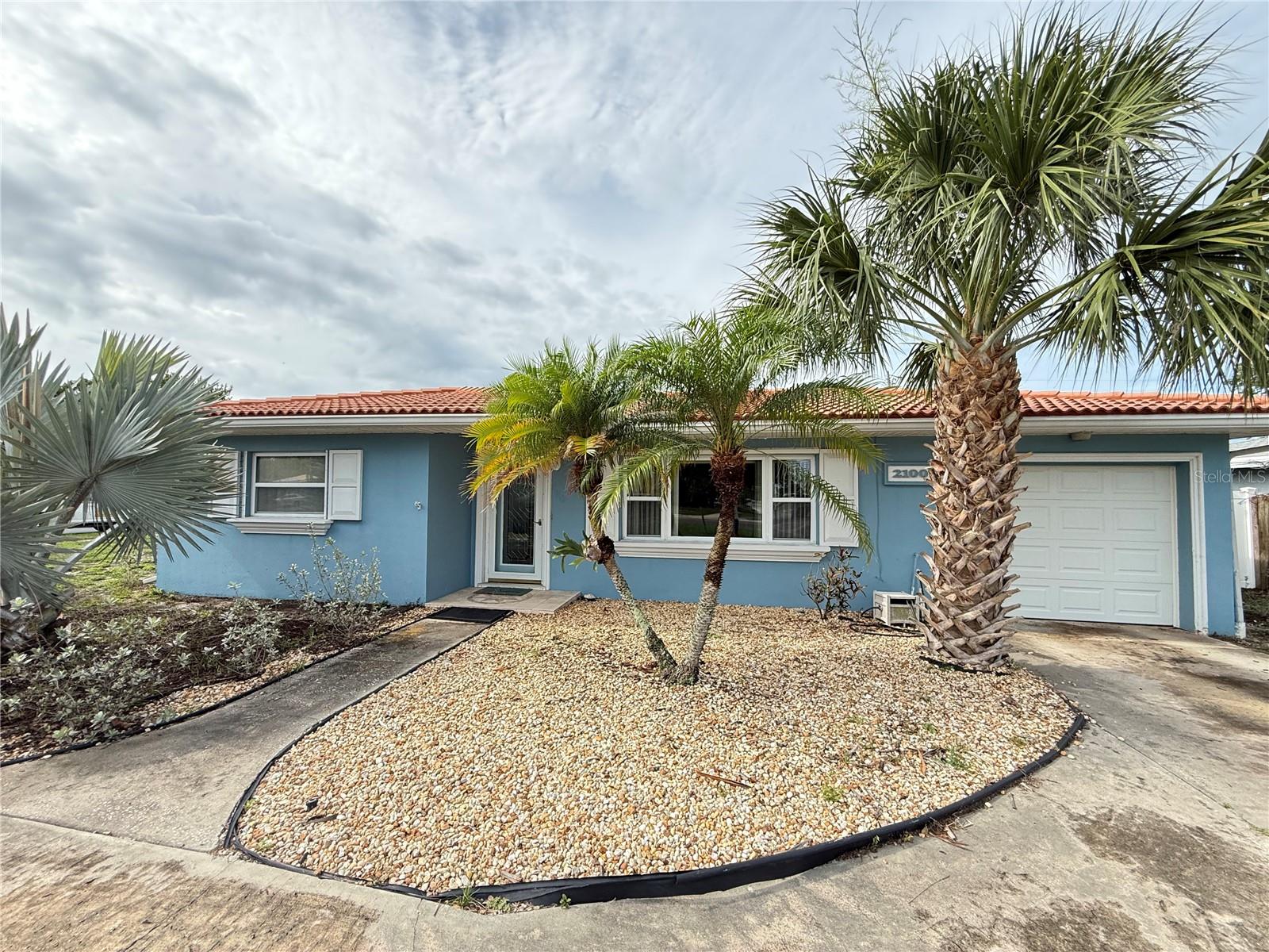 2100 8TH AVE SW, LARGO, FL, 33770