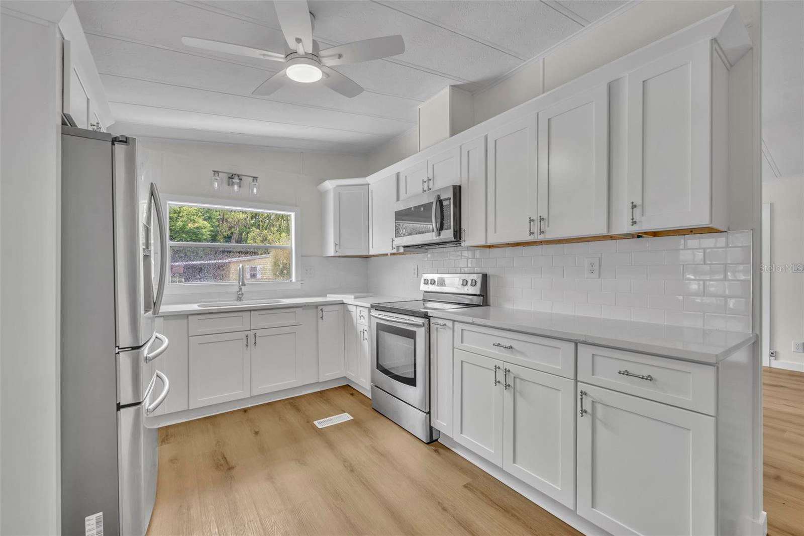 116 CYPRESS RD, WILDWOOD, FL, 34785
