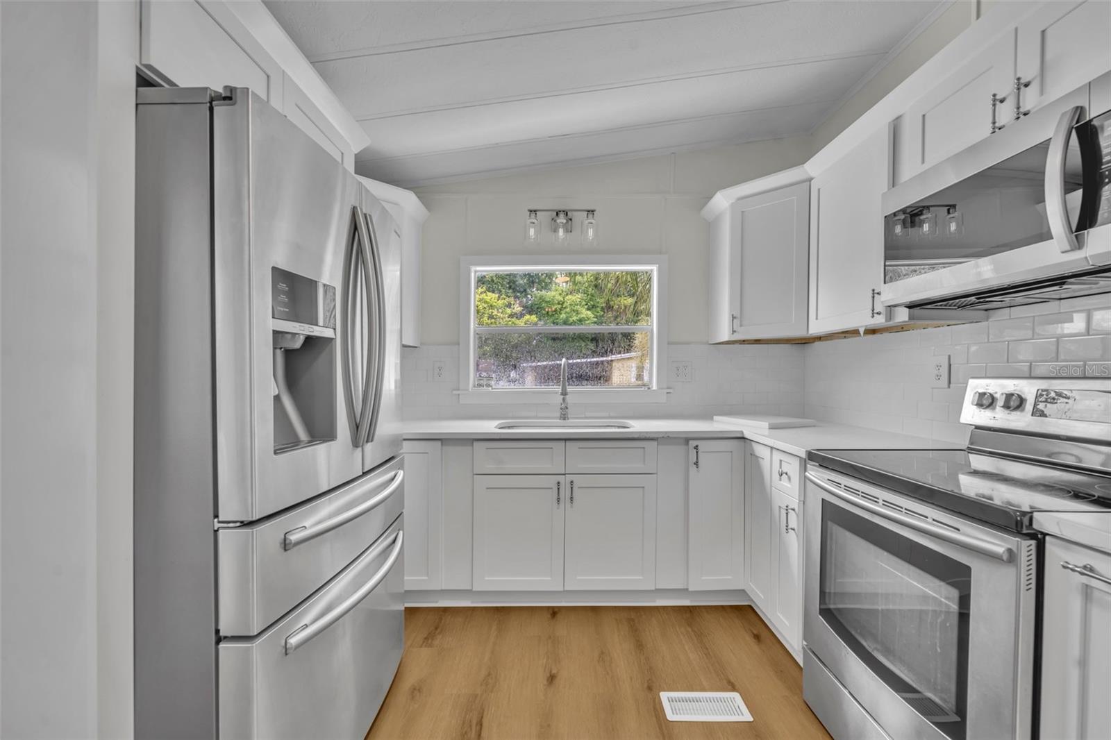 116 CYPRESS RD, WILDWOOD, FL, 34785
