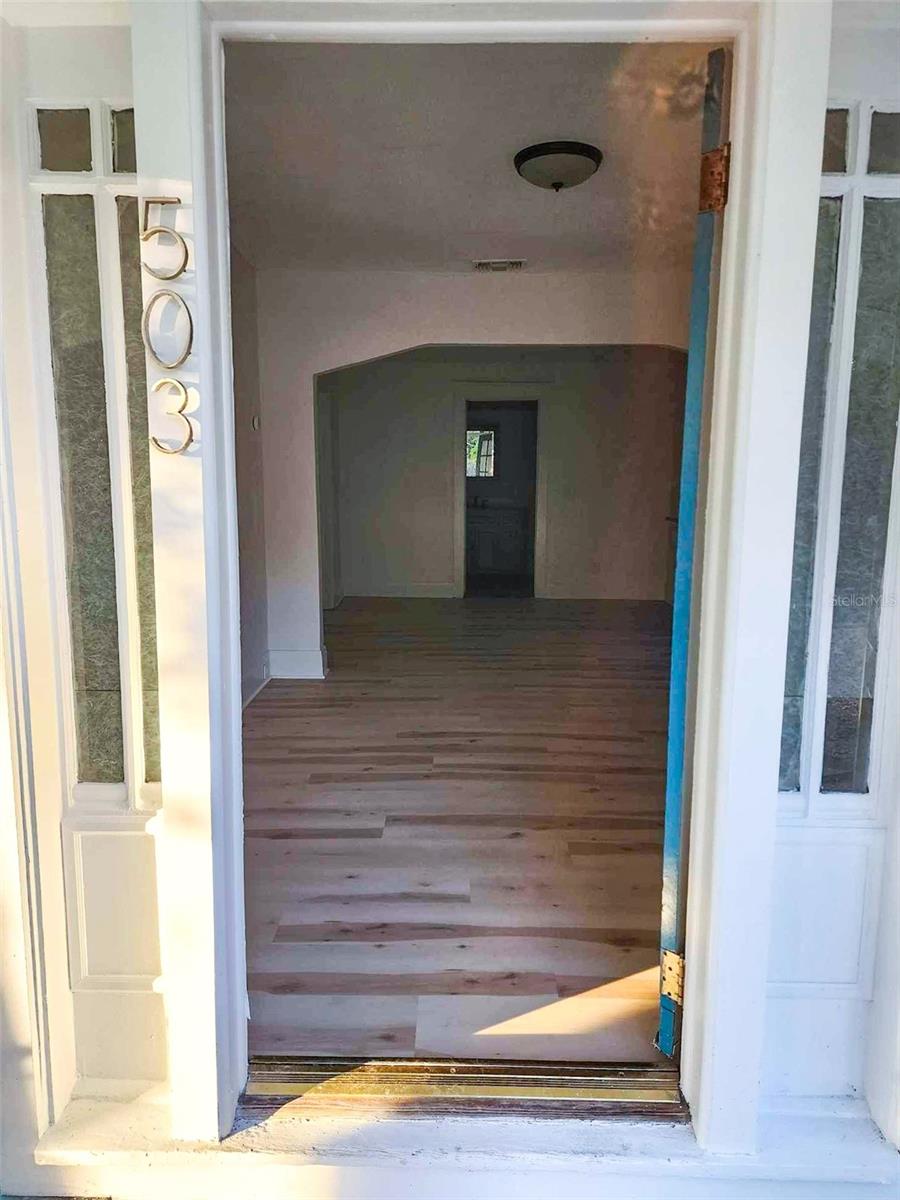 503 W IDLEWILD AVE, TAMPA, FL, 33604