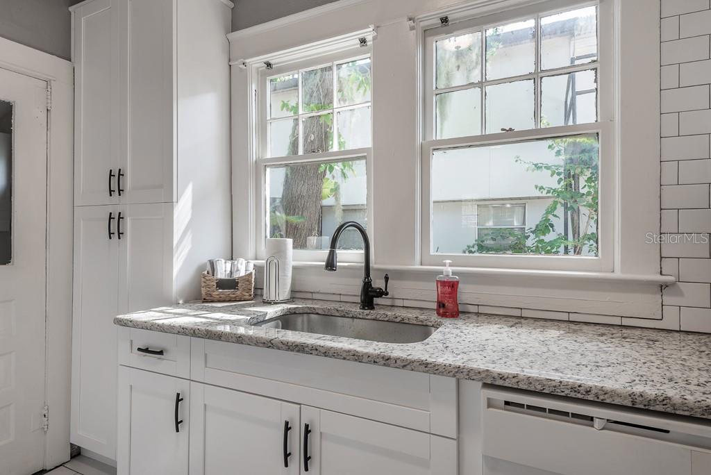 503 W IDLEWILD AVE, TAMPA, FL, 33604