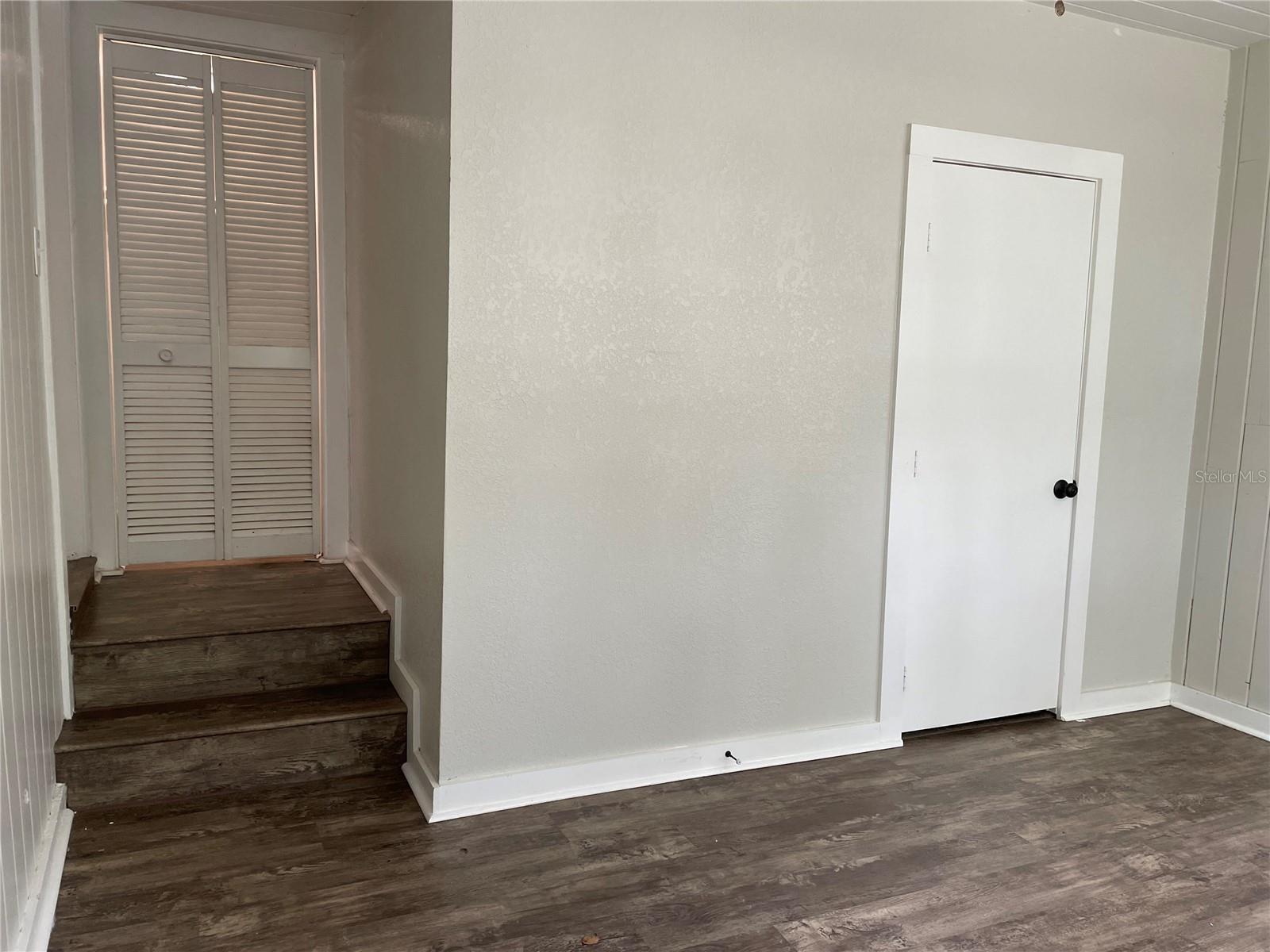 1517 E ELLICOTT ST, TAMPA, FL, 33610