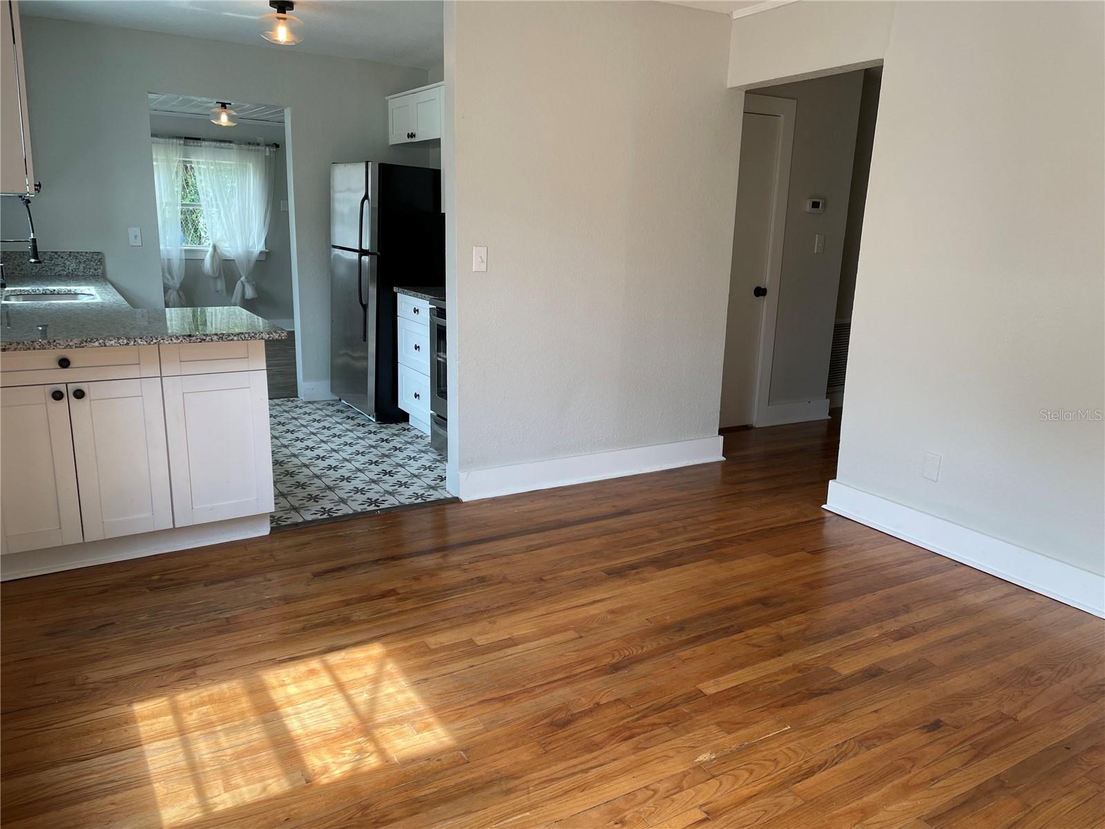 1517 E ELLICOTT ST, TAMPA, FL, 33610