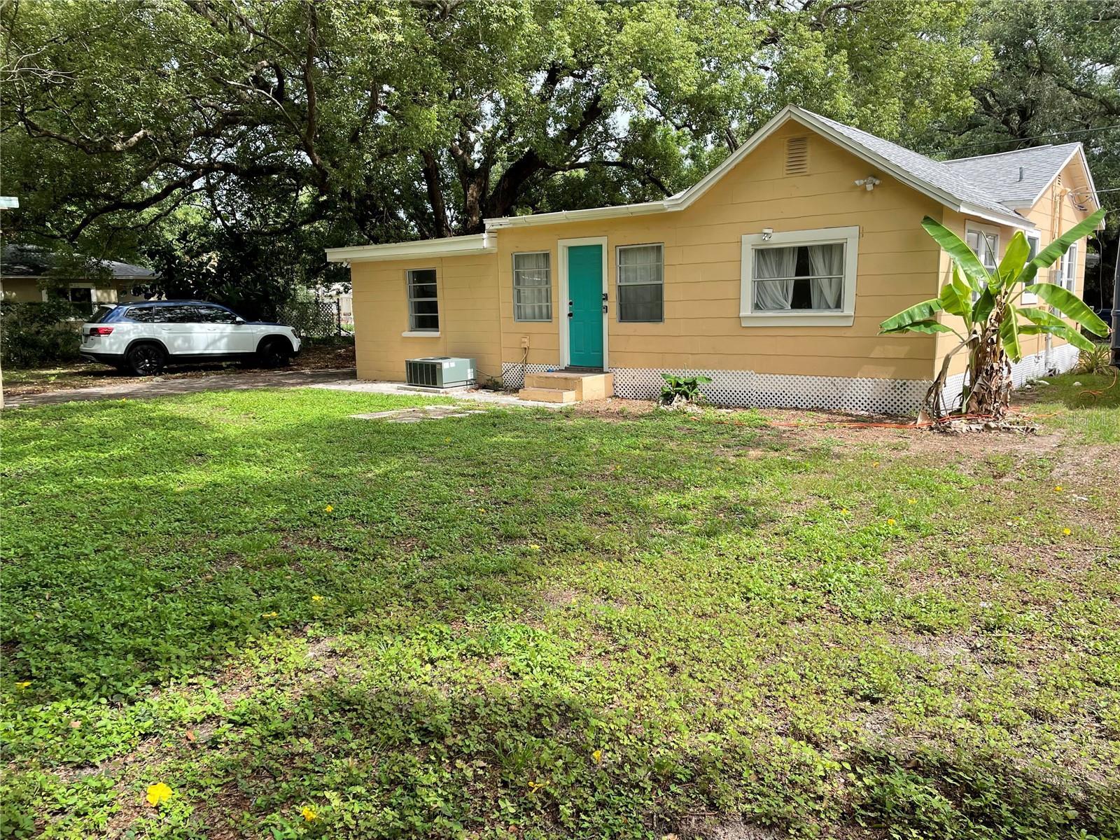 1517 E ELLICOTT ST, TAMPA, FL, 33610