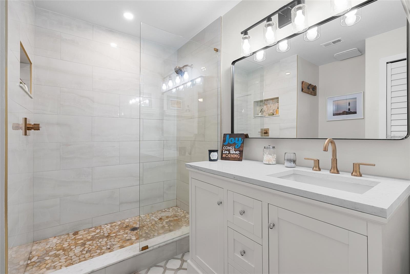 2468 GULFBREEZE CIR, PALM HARBOR, FL, 34683