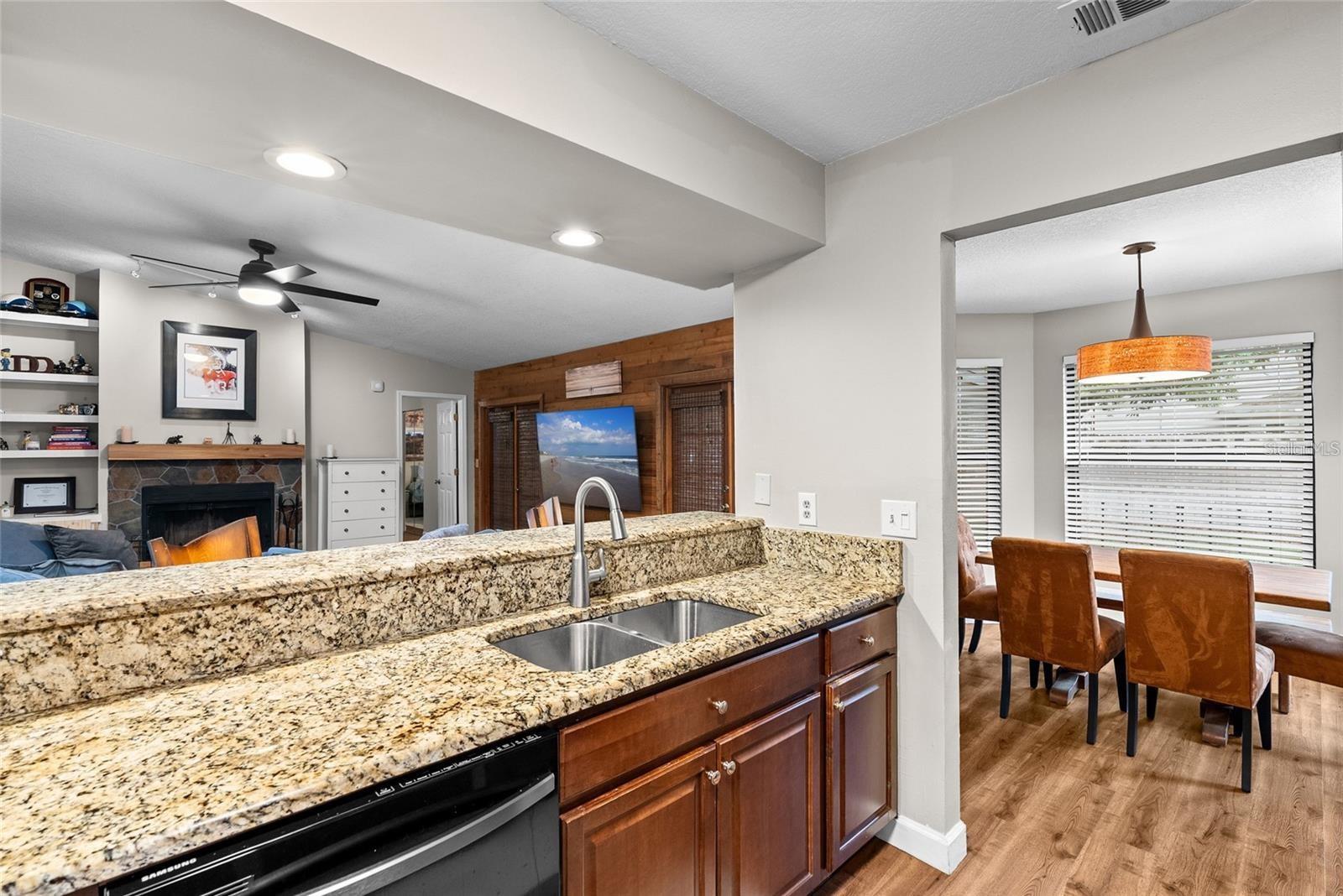 2468 GULFBREEZE CIR, PALM HARBOR, FL, 34683