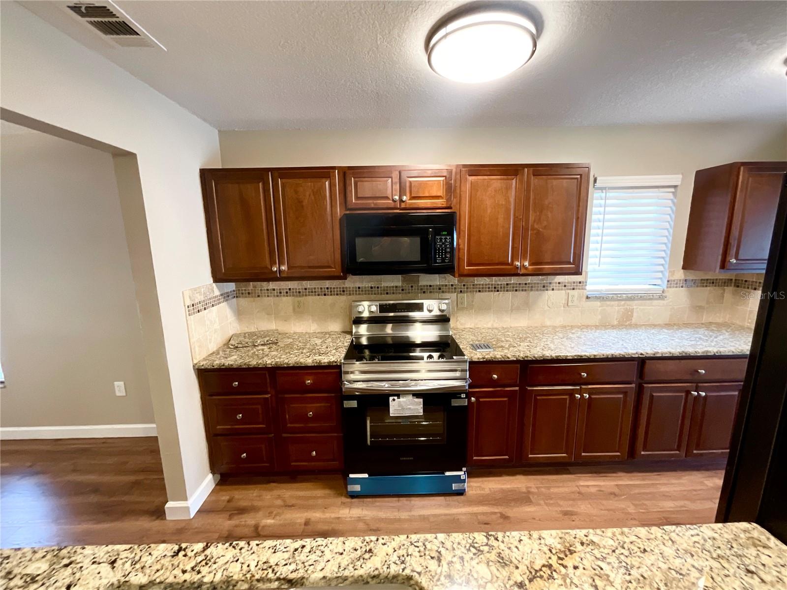 2468 GULFBREEZE CIR, PALM HARBOR, FL, 34683