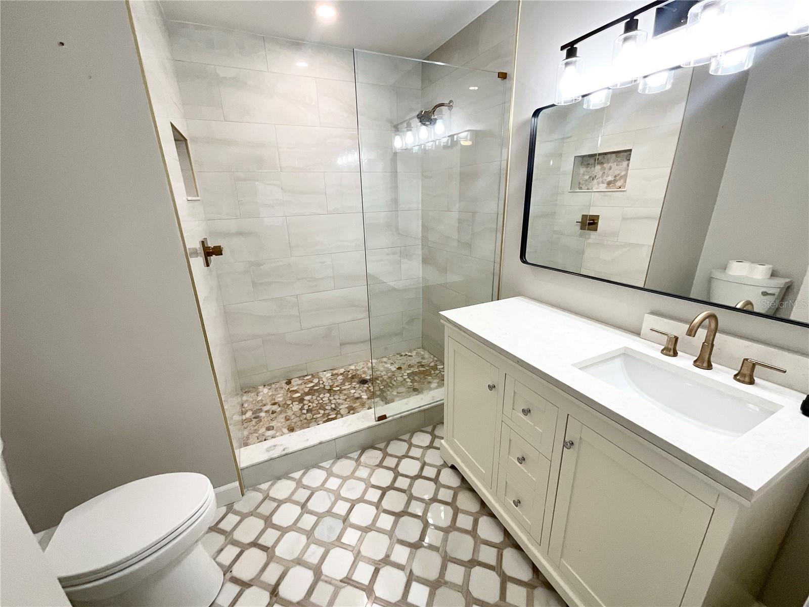 2468 GULFBREEZE CIR, PALM HARBOR, FL, 34683