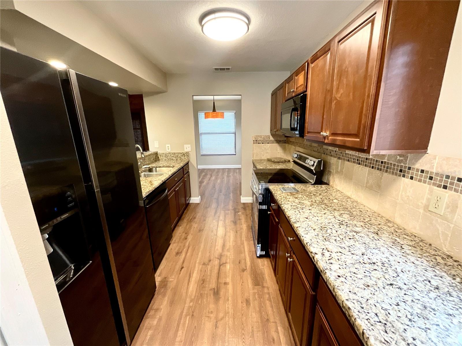 2468 GULFBREEZE CIR, PALM HARBOR, FL, 34683