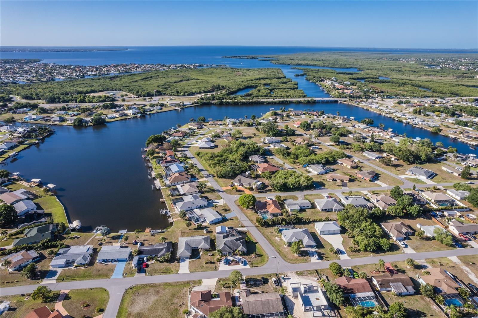 201 E TARPON BLVD NW, PORT CHARLOTTE, FL, 33952
