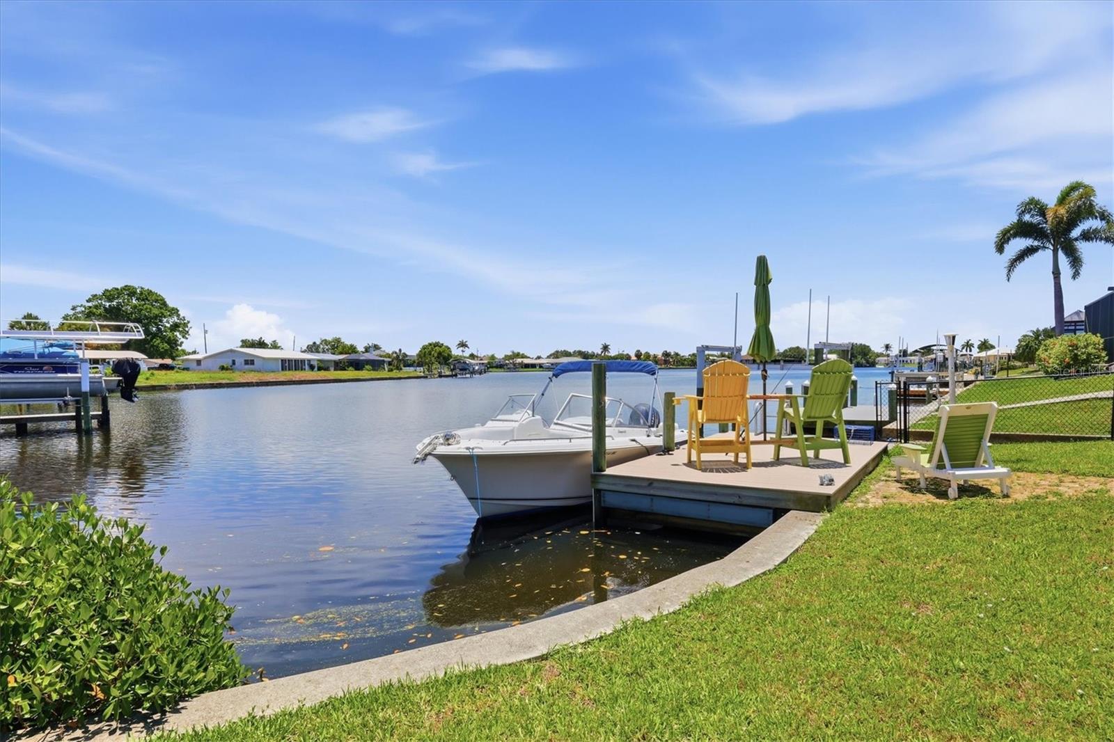 201 E TARPON BLVD NW, PORT CHARLOTTE, FL, 33952