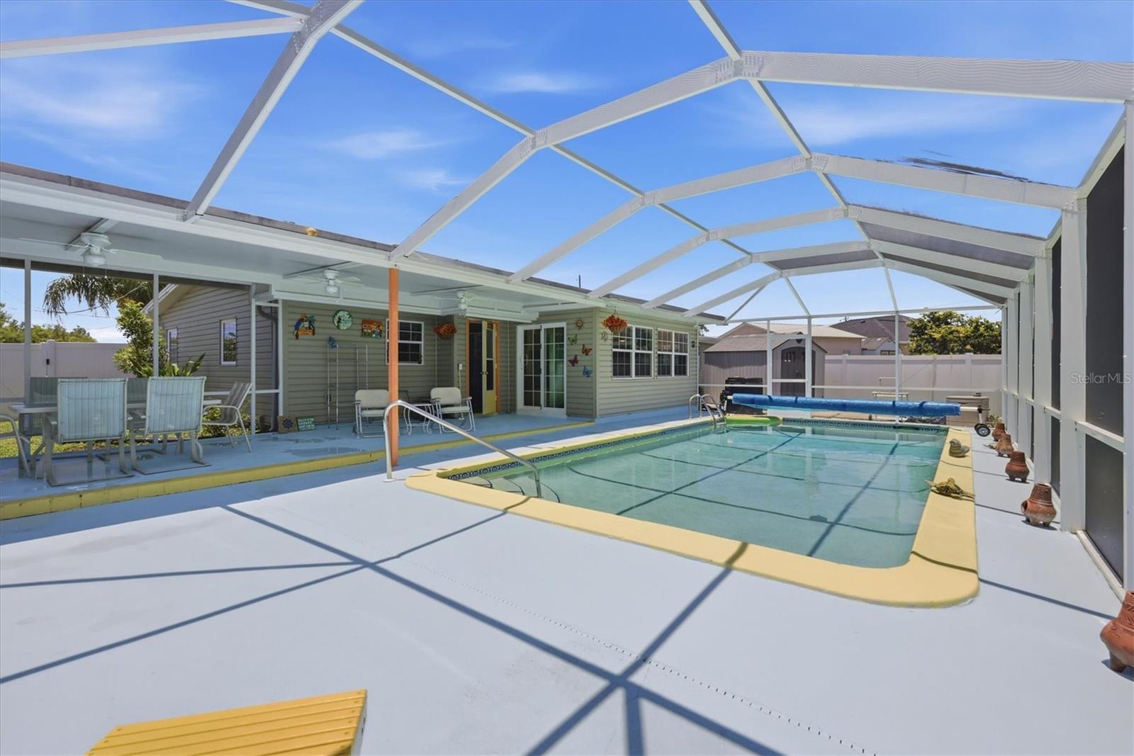 201 E TARPON BLVD NW, PORT CHARLOTTE, FL, 33952