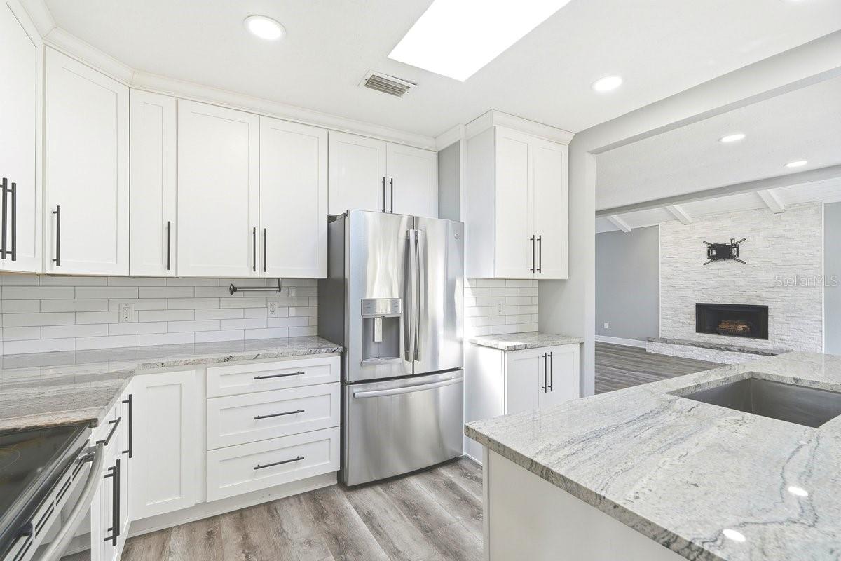 105 MCDONALD ST, SOUTH DAYTONA, FL, 32119