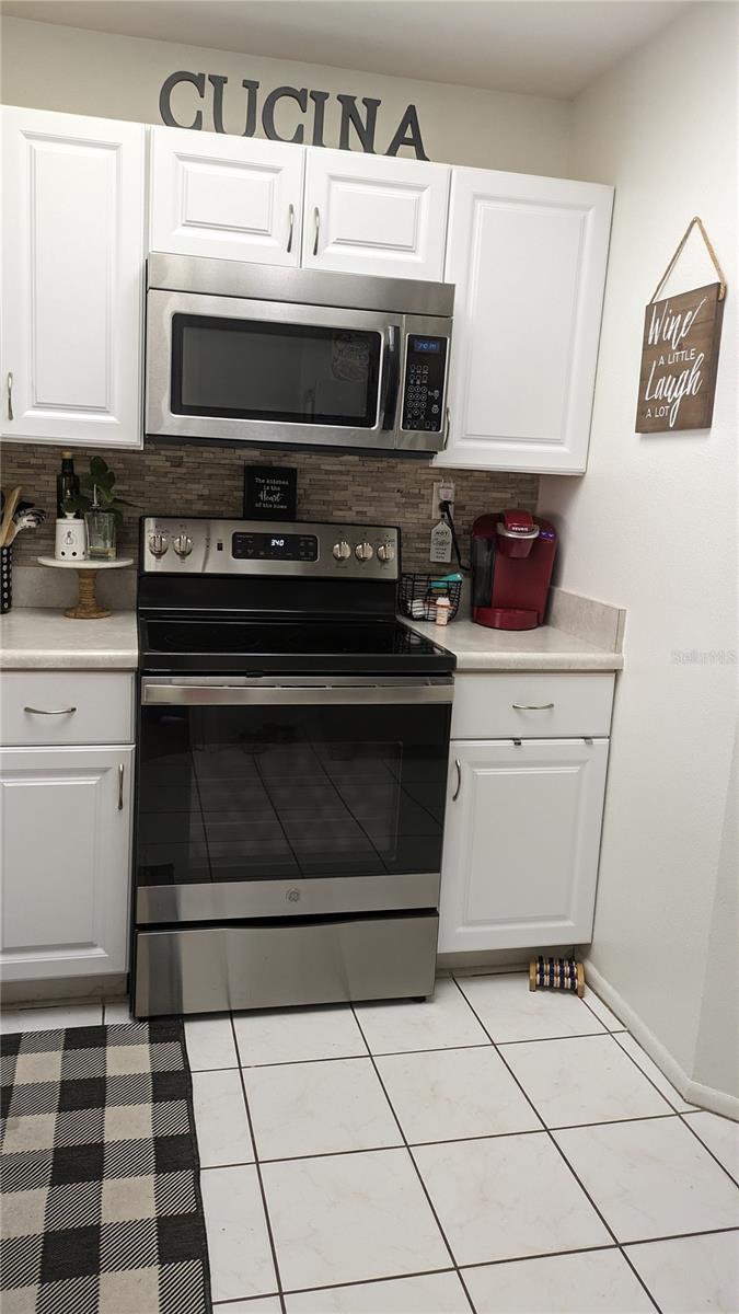 46 EMERALD BAY DR, OLDSMAR, FL, 34677