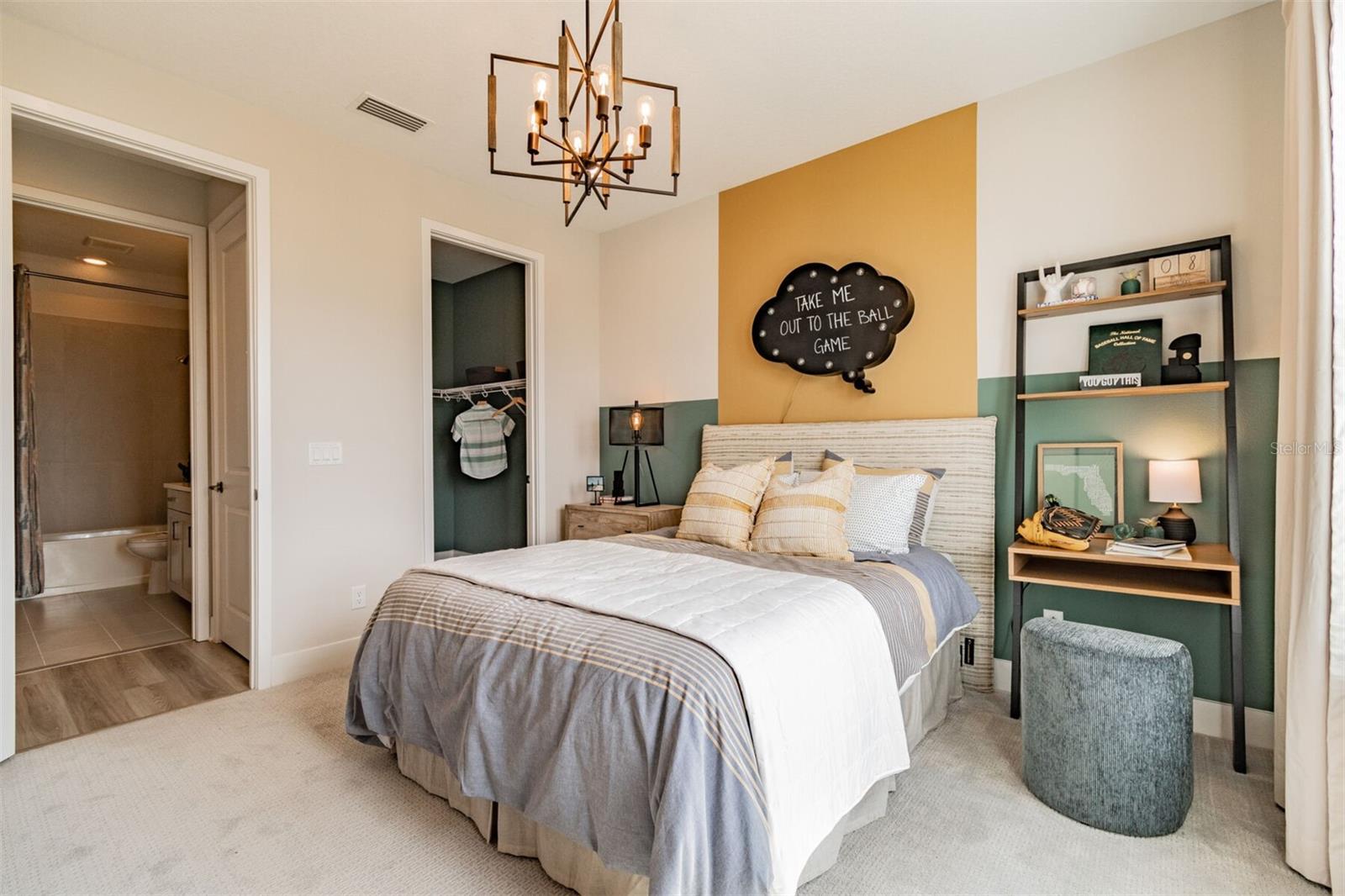 9718 CRYSTAL ISLES CIR, SARASOTA, FL, 34241