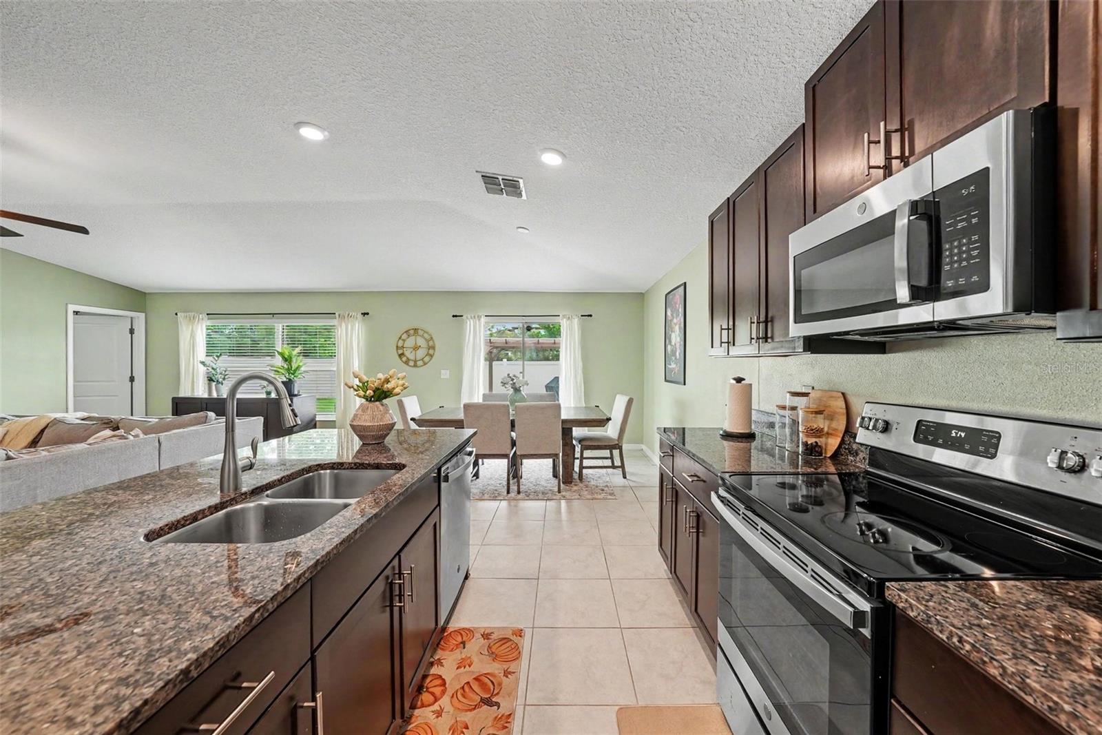 13003 MAJESTIC GARDEN LN, RIVERVIEW, FL, 33579