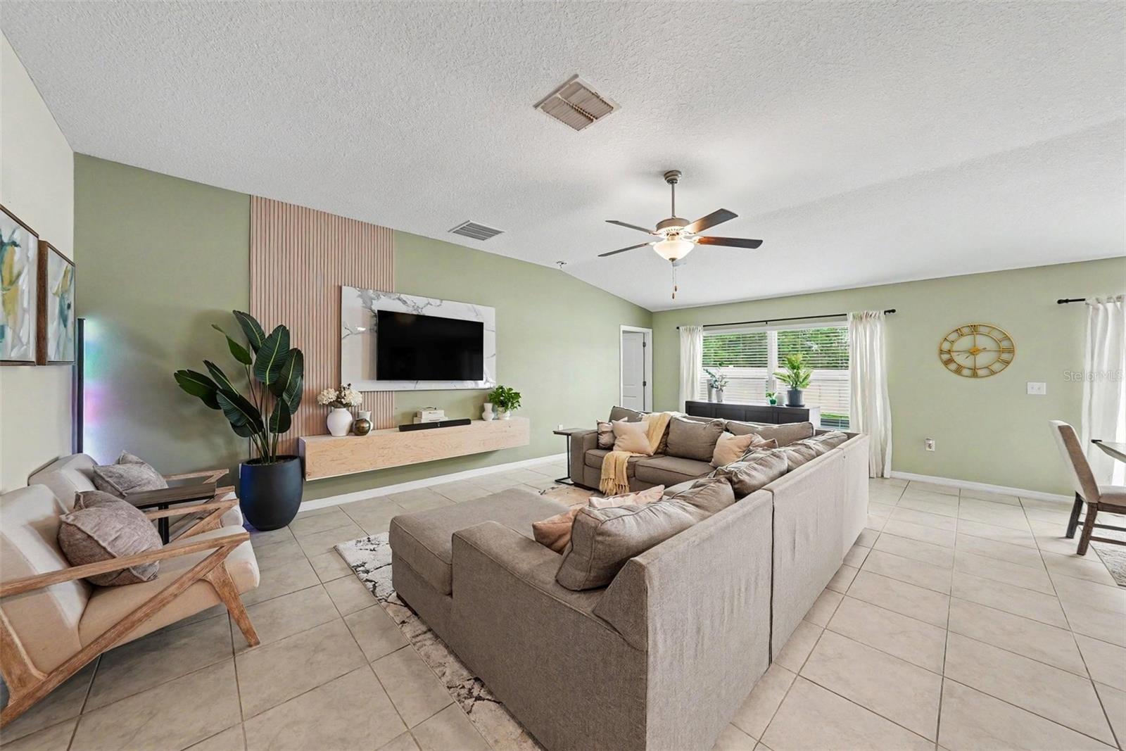 13003 MAJESTIC GARDEN LN, RIVERVIEW, FL, 33579