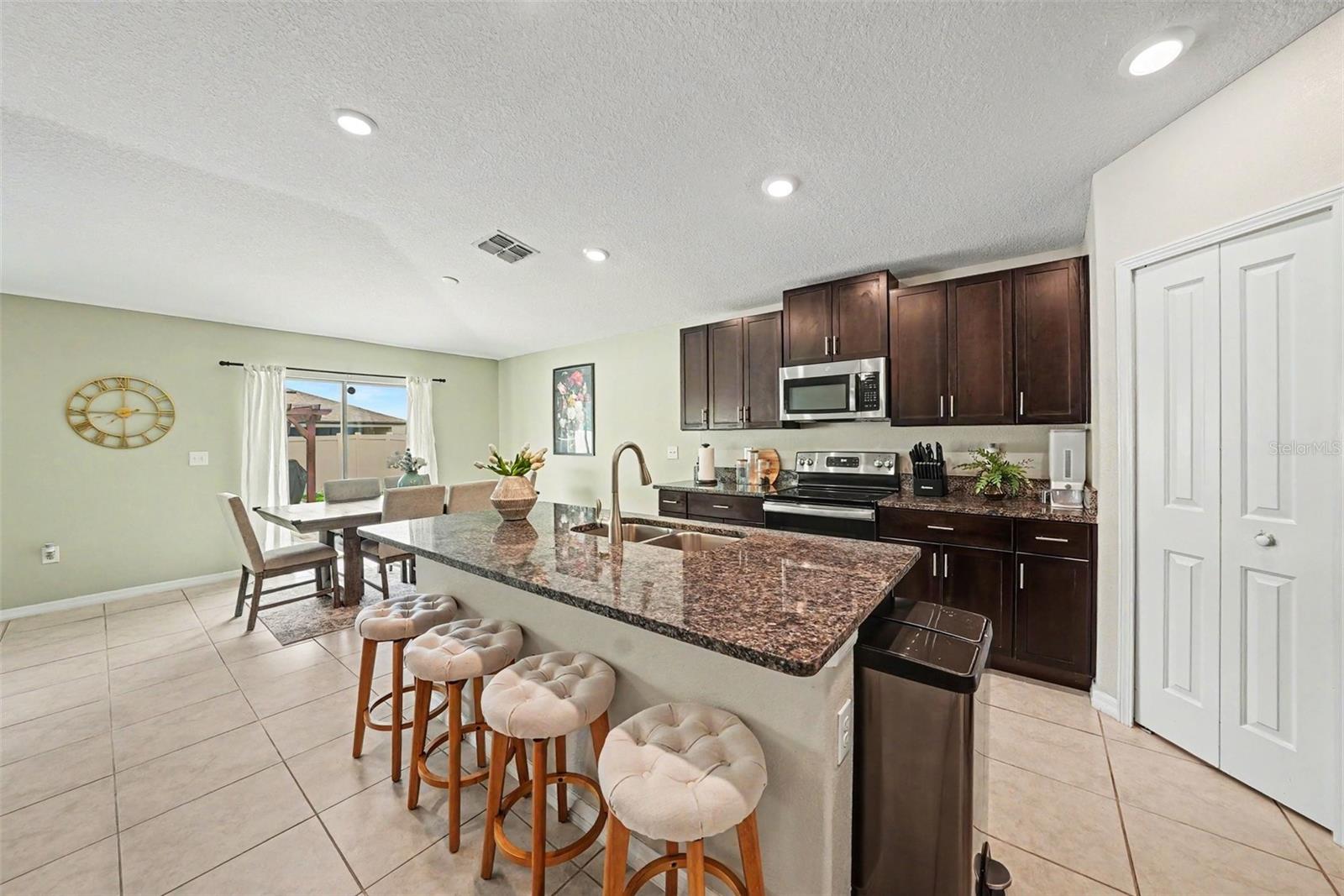 13003 MAJESTIC GARDEN LN, RIVERVIEW, FL, 33579