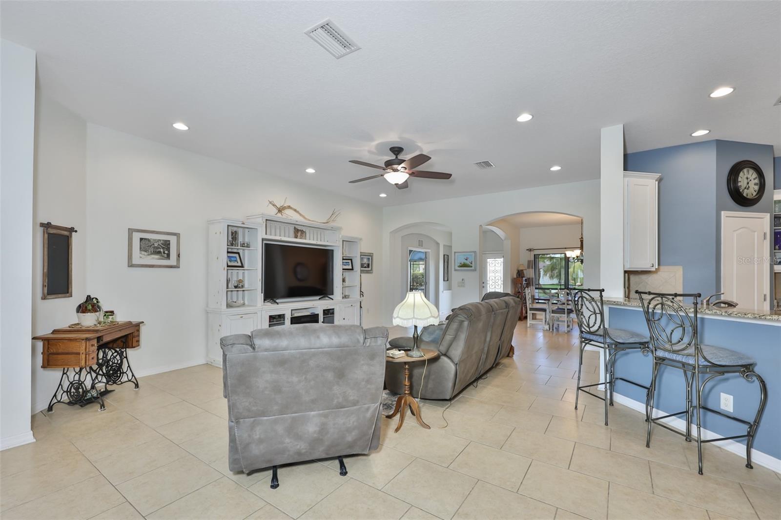 5305 MOON SHELL DR, APOLLO BEACH, FL, 33572