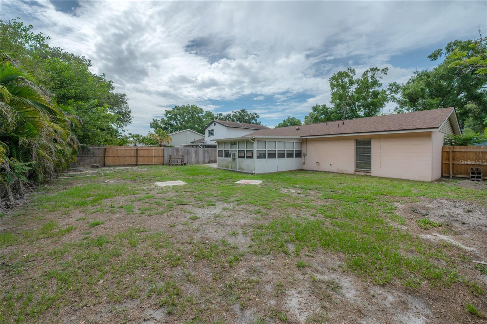 8235 VASSAR CIR, TAMPA, FL, 33634