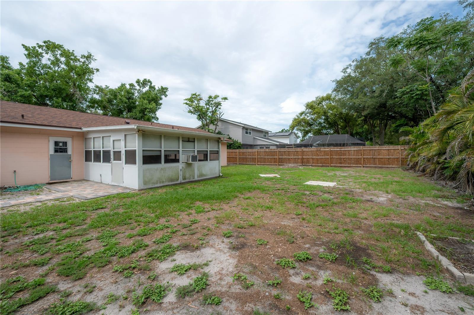 8235 VASSAR CIR, TAMPA, FL, 33634