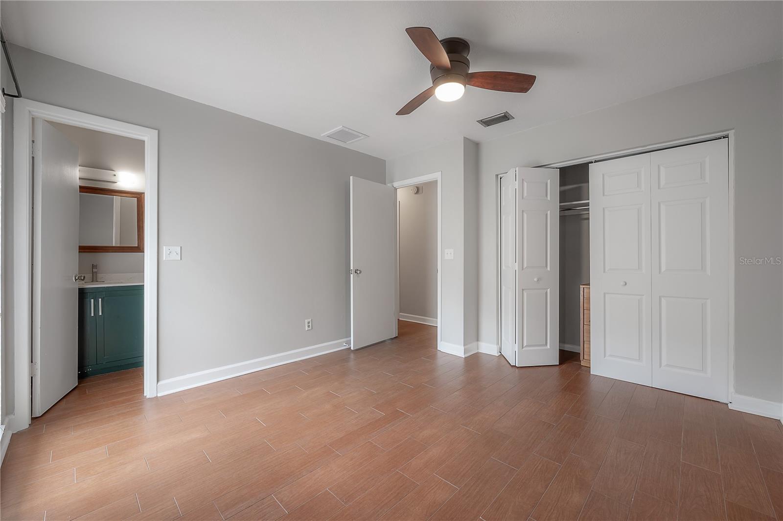8235 VASSAR CIR, TAMPA, FL, 33634